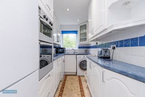 Kitchen- click for photo gallery